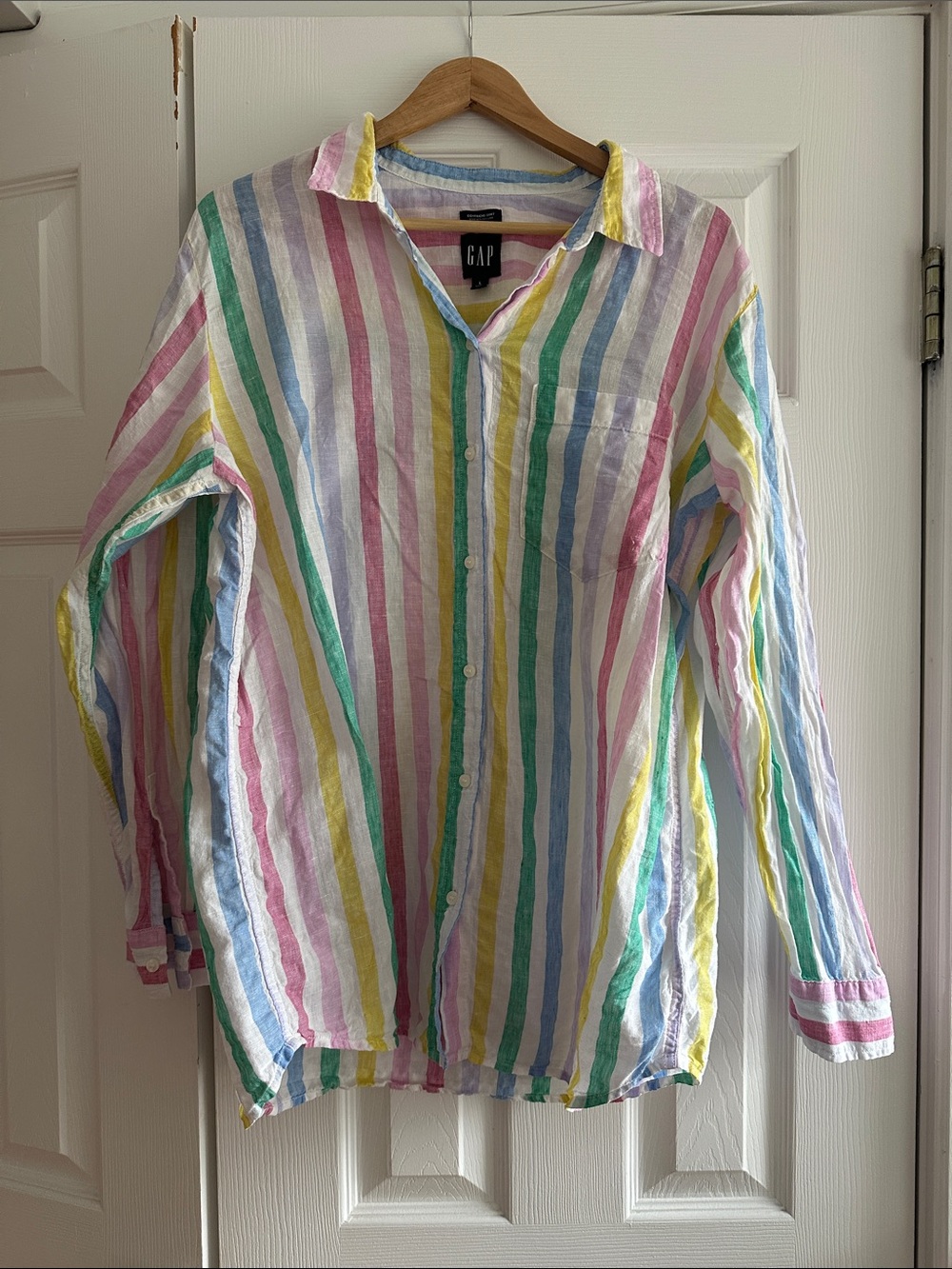 GAP 100% Linen Boyfriend Shirt